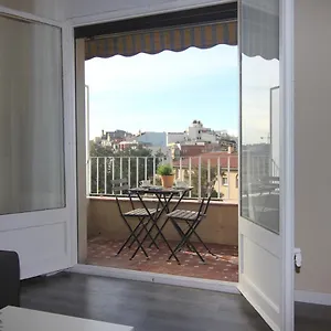 Felip Ii -spacious And Quiet Barcelona