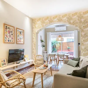 Spacious & Sunny With Terrace In The Center Barcelona